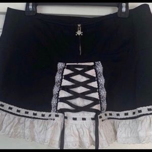ISO TRIPP MAID SKIRT